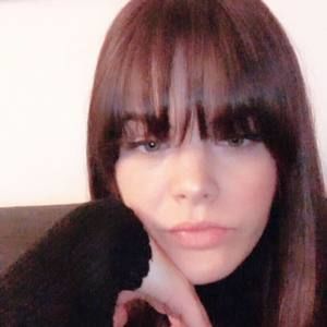 Meet your Posher, Lara